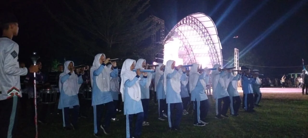 50 Personil Drumband Citra Nada Al Furqon Semarakkan Pembukaan Pekan Olahraga Kabupaten Tulang Bawang Barat