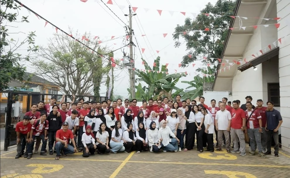 Semarak HUT RI ke-80, ITN Gelar Lomba Meriah Penuh Tawa dan Kebersamaan