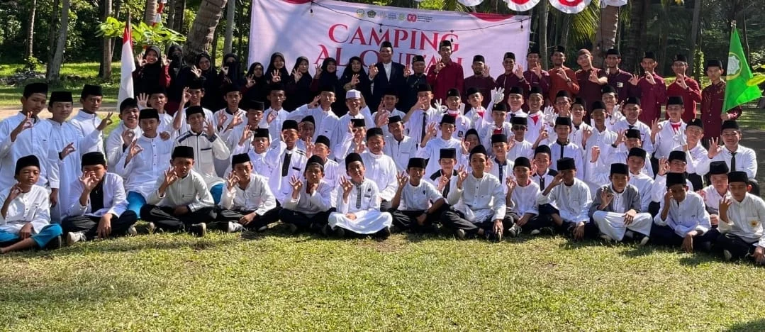 Kegiatan Camping Al-Qur’an yang diselenggarakan oleh Pondok Pesantren Tahfidzul Qur’an (PPTQ) Dewan Da’wah Lampung