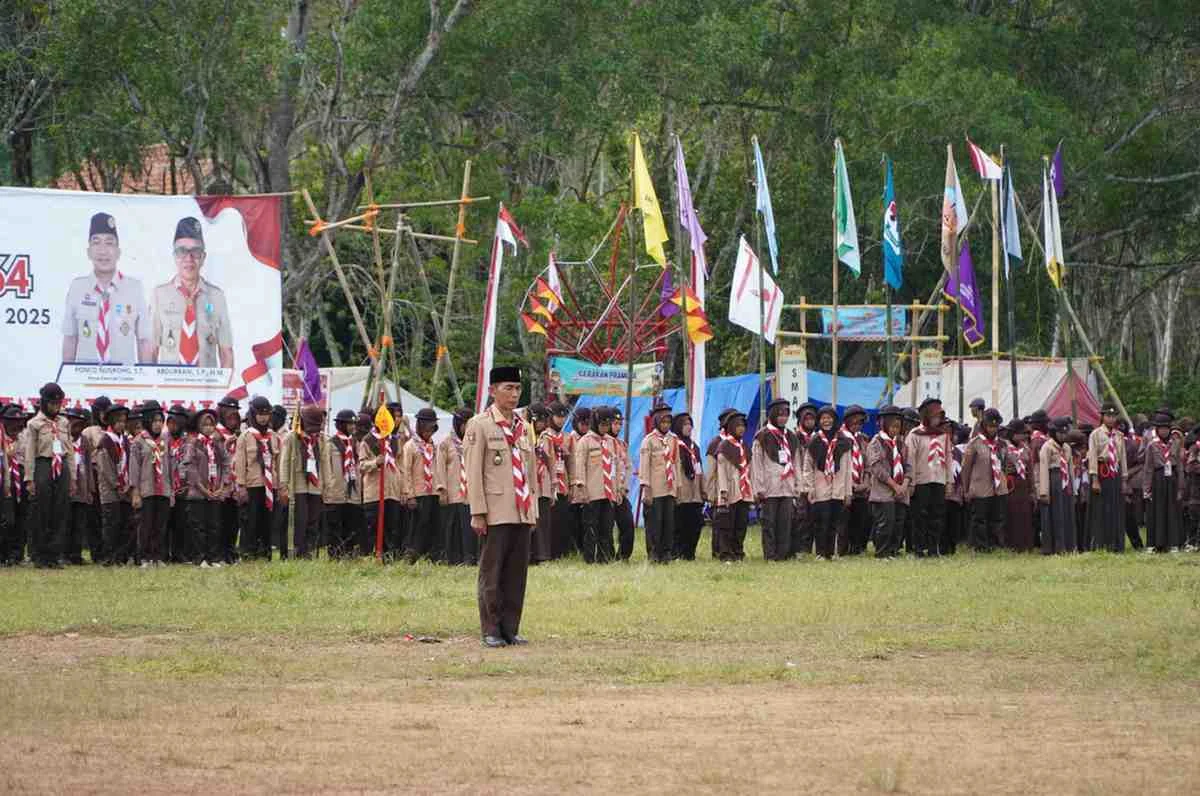 Kak Muhyiddin Pardi Pimpin Apel Besar Hari Pramuka ke-64 di Tulang Bawang Barat