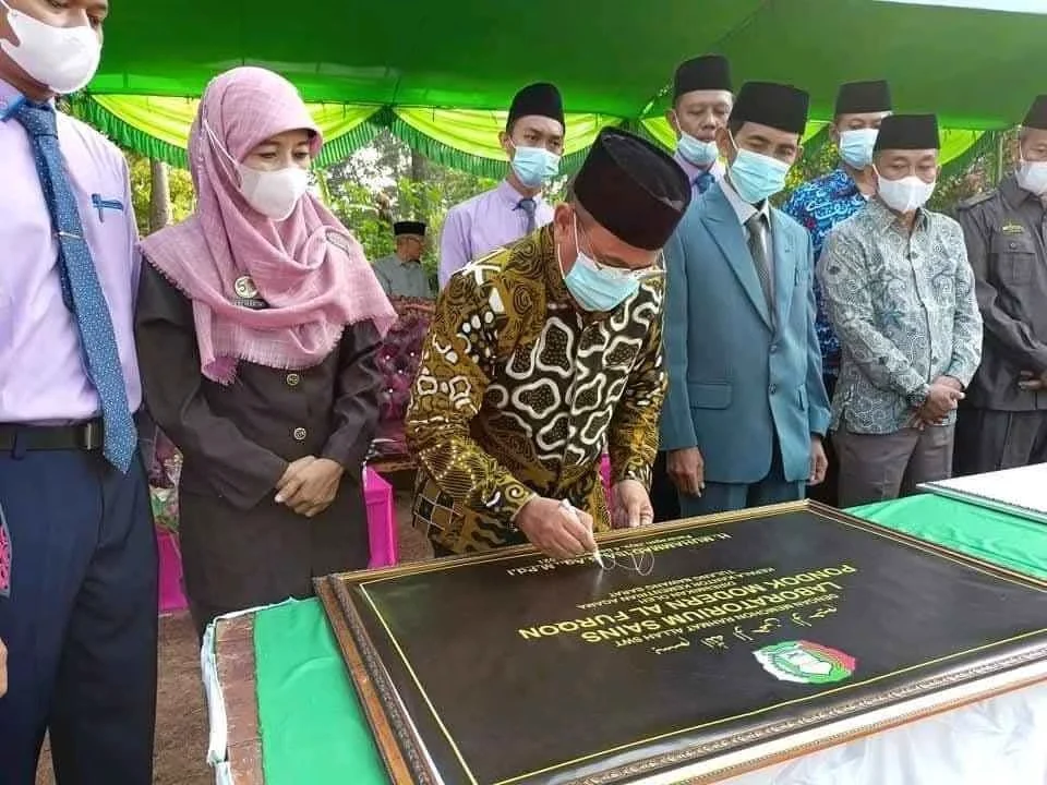 Harlah Ke-4 Laboratorium Sains Al Furqon, Santri Kian Melek Teknologi dan Penelitian