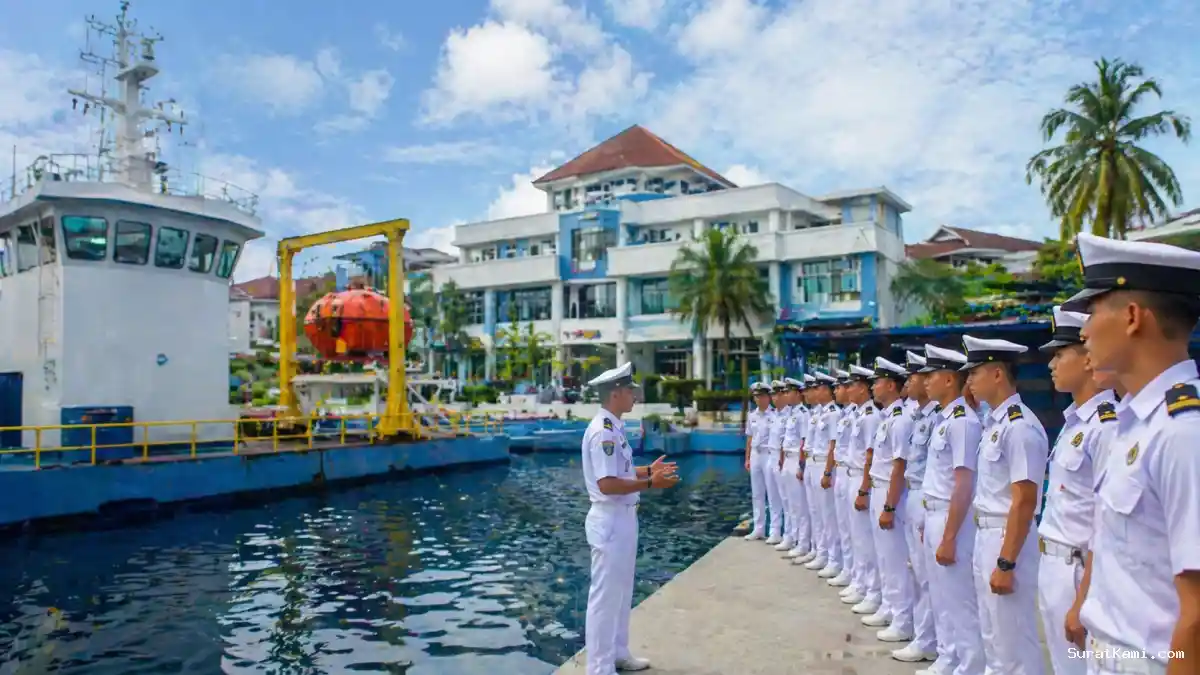 Sekolah Kedinasan Poltekpel Barombong Jadi Favorit Taruna