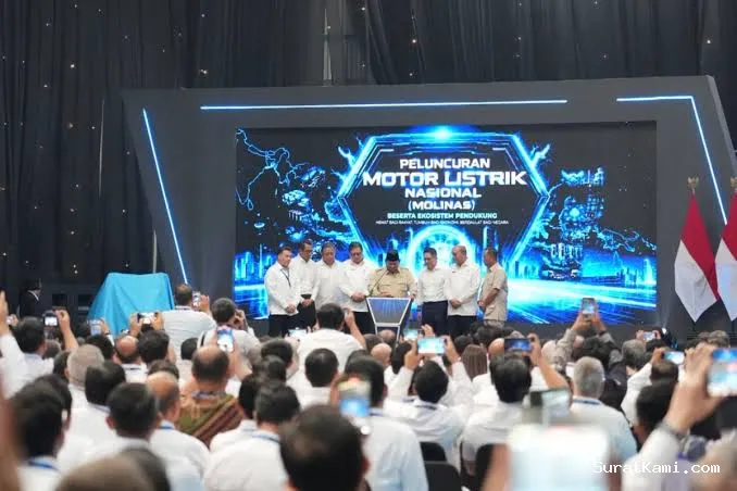 Prabowo Luncurkan Motor Listrik Nasional, Cicilan Bakal Turun