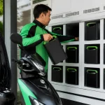 Battery Swap Motor Listrik Pangkas Waktu Berhenti Ojol