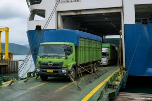 KNKT Soroti Aturan Pengikatan Kendaraan di Kapal