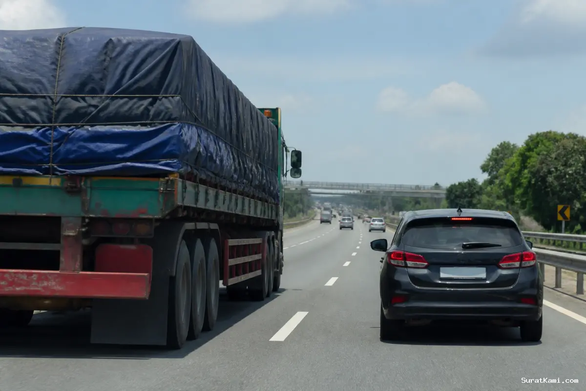 Waspadai Risiko Kendaraan ODOL, Ini Panduan Aman Berbagi Jalan